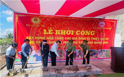 Bộ Công an khởi công 24 căn nhà tặng người dân Ninh Bình sau bão Bualoi