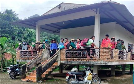 Nứt núi Gò Oát, Quảng Ngãi di dời khẩn cấp 61 hộ dân sinh sống dưới chân núi