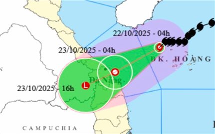Bão số 12 có khả năng gây mưa đặc biệt lớn, nguy cơ ngập lụt, sạt lở diện rộng tại miền Trung