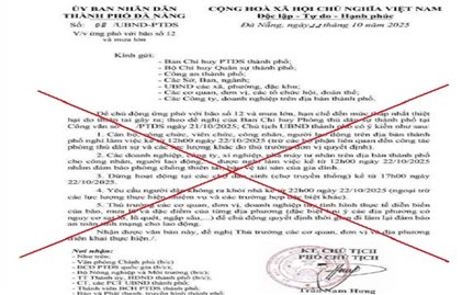 Đà Nẵng: Không có chuyện “cho nghỉ làm, cấm chợ từ chiều 22/10 do bão số 12”