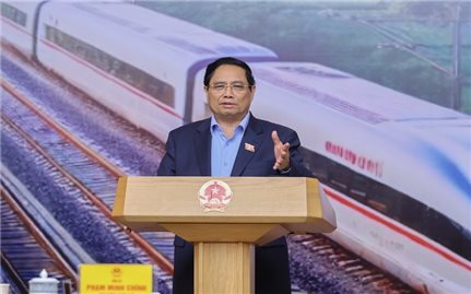Thủ tướng: Chủ động, tích cực thúc đẩy các dự án đường sắt và chuyển giao, phát triển công nghệ