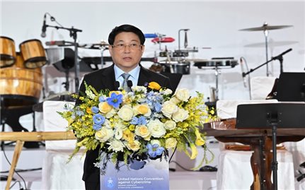 Chủ tịch nước Lương Cường chủ trì chiêu đãi các đoàn tham dự Lễ mở ký Công ước Hà Nội