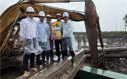 Đảm bảo cung cấp điện miền Nam: EVNSPC quyết liệt trong công tác đầu tư xây dựng