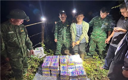 Gia Lai: Bắt giữ đối tượng vận chuyển 83 kg pháo qua biên giới
