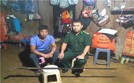 Lai Châu: Người dân tự giác loại bỏ vũ khí tự chế giữ bình yên nơi biên giới