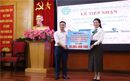 Thanh Hóa: Chung tay hỗ trợ thẻ BHYT cho người dân khó khăn