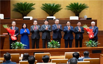 Ủy viên Bộ Chính trị Đỗ Văn Chiến được bầu làm Phó Chủ tịch Thường trực Quốc hội