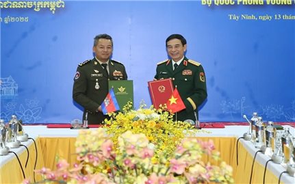 Đại tướng Phan Văn Giang hội đàm Bộ trưởng Quốc phòng Campuchia: Thúc đẩy hợp tác thực chất, toàn diện