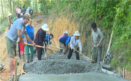 Những gương sáng nơi biên giới xứ Thanh