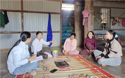 Cộng tác viên dân số - y tế: Cánh tay nối dài đẩy lùi tảo hôn ở xã vùng sâu