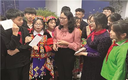 Trổ hoa giữa miền đá sỏi