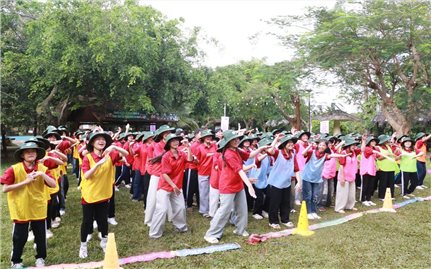 Hơn 200 học sinh tham gia Ngày hội giao lưu Câu lạc bộ “Thủ lĩnh của sự thay đổi”