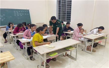 Ánh sáng con chữ giữa núi mây Tén Tằn