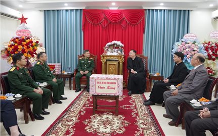 Thắm tình quân dân mùa Giáng sinh ở Quảng Ninh