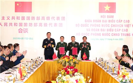 Hội đàm giữa Đoàn đại biểu cấp cao Bộ Quốc phòng hai nước Việt Nam - Trung Quốc