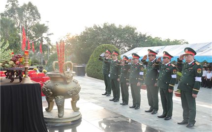 Bình Phước: Trang trọng truy điệu và an táng 17 hài cốt liệt sĩ