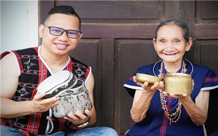 “Kỷ vật của Ama”