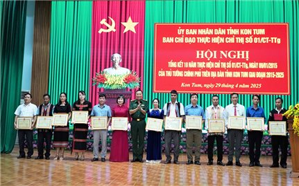 Kon Tum: 7.520 lượt hộ gia đình, cá nhân đăng ký tham gia Tổ tự quản an ninh trật tự thôn, làng ở khu vực biên giới