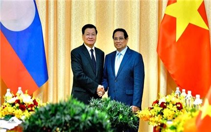 Việt Nam luôn dành ưu tiên cao nhất cho quan hệ đoàn kết đặc biệt, hiếm có với Lào