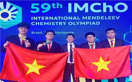 Việt Nam xuất sắc giành huy chương tại “Kỳ thi Hóa học khó nhất hành tinh”