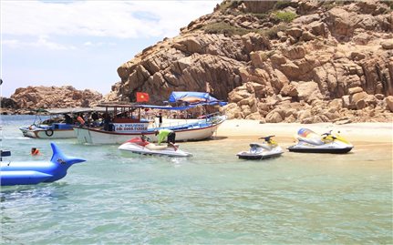 Bình Định tăng cường quản lý giao thông đường thủy nội địa