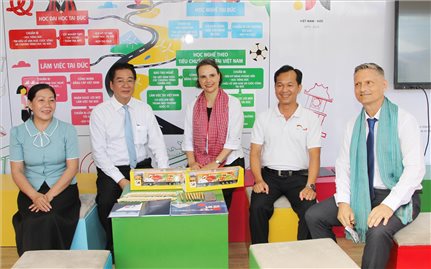 Khai mạc Chuyến xe Hướng nghiệp Đức tại Ninh Thuận