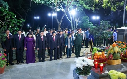 Thủ tướng: Kỷ niệm 50 năm Ngày Giải phóng Côn Đảo, quyết tâm lập những kỳ tích mới, hào hùng và oanh liệt hơn