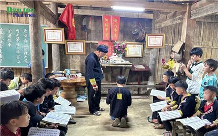Học vấn - Con đường phát triển bền vững của người Dao: Cốt lõi để xây dựng một nền văn hóa giàu bản sắc (Bài 1)