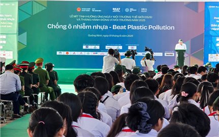 Lễ mít tinh hưởng ứng Ngày Môi trường Thế giới 2025