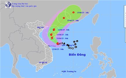 Bão số 1 mạnh lên, giật tới cấp 13