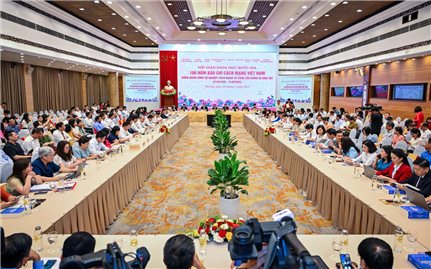 Báo chí cách mạng Việt Nam - Một thế kỷ xung trận