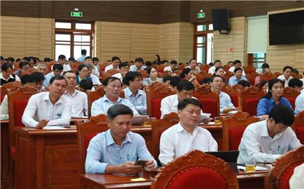 Bình Định: Làm việc với cán bộ chủ chốt 58 xã, phường mới sau sáp nhập