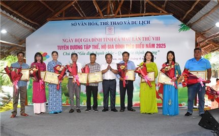 Cà Mau: Nhiều hoạt động phong phú gắn kết các thành viên gia đình