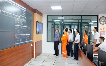 Tổng Công ty Điện lực miền Bắc triển khai phương án ứng phó với bão số 3 theo phương châm “4 tại chỗ”