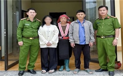 Cảnh báo tình trạng học sinh miền núi sập bẫy “việc nhẹ lương cao”