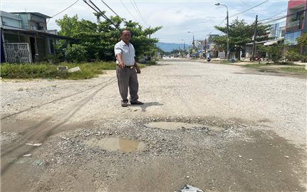 8 năm vẫn chưa thi công xong hơn 700m đường - chuyện có thật ở xã Núi Thành