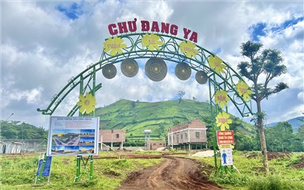 Công trình ở làng Ia Gri bị dừng thi công vì bị bê tông hóa