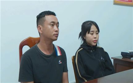 Bắt 2 đối tượng cho vay lãi nặng đến 300%