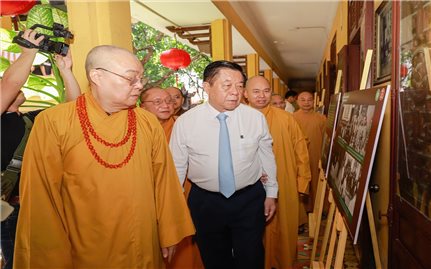 Tôn giáo đồng hành và có nhiều đóng góp đối với sự phát triển của đất nước