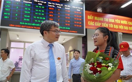 Đại biểu vui mừng chứng kiến sự đổi thay của Hà Nội khi về dự Lễ kỷ niệm 80 năm Quốc khánh 2/9