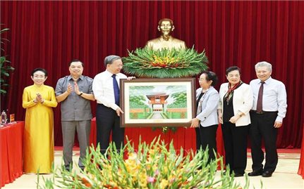 Tổng Bí thư Tô Lâm: Mỗi gia đình là một tế bào học tập, mỗi người dân là một công dân học tập suốt đời