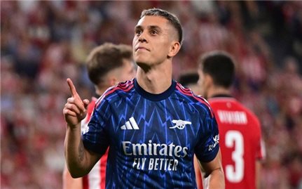 Arsenal vượt khó giành chiến thắng trên sân Bilbao trong ngày ra quân Champions League