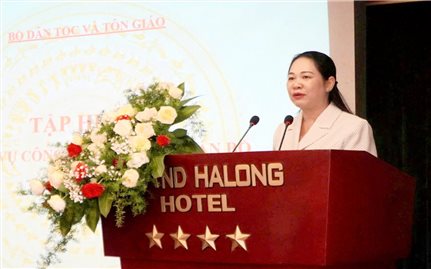 Thứ trưởng Nông Thị Hà dự khai mạc hội nghị tập huấn nghiệp vụ công tác tổ chức cán bộ