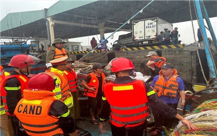 Đà Nẵng thành lập Ban Chỉ huy tiền phương ứng phó bão số 10