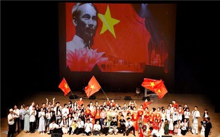 Chương trình nghệ thuật đặc biệt “Tự hào một dải non sông” tại Osaka, Nhật Bản