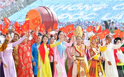 Bộ Chính trị ban hành Nghị quyết mới về phát triển văn hóa Việt Nam