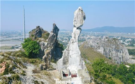 Thanh Hóa chỉ đạo kiểm tra thông tin phản ánh về di tích hòn Vọng Phu