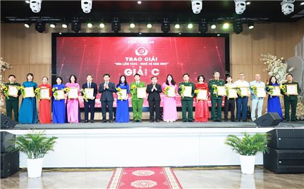 Phóng viên Báo VietNamNet đạt giải C Giải báo chí Búa liềm Vàng tỉnh Nghệ An năm 2025