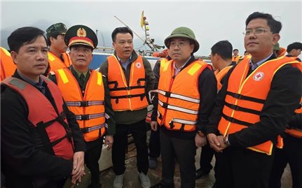 Phó Chủ tịch chuyên trách Ủy ban An toàn giao thông Quốc gia trực tiếp chỉ đạo công tác tìm kiếm cứu nạn tại Lào Cai