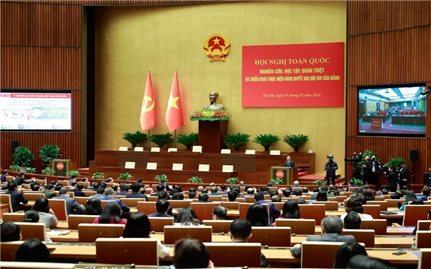 Khẩn trương tổ chức triển khai thực hiện Nghị quyết Đại hội XIV theo hướng hành động